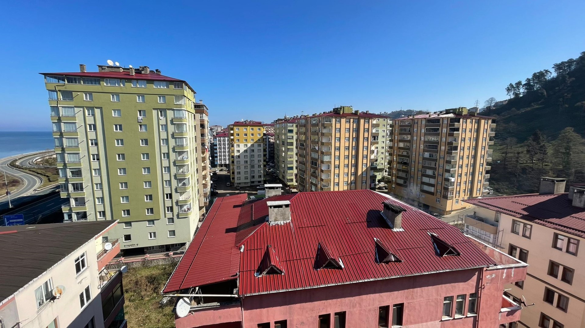 Kiralık Teras, Trabzon / OF / İRFANLI MAH.