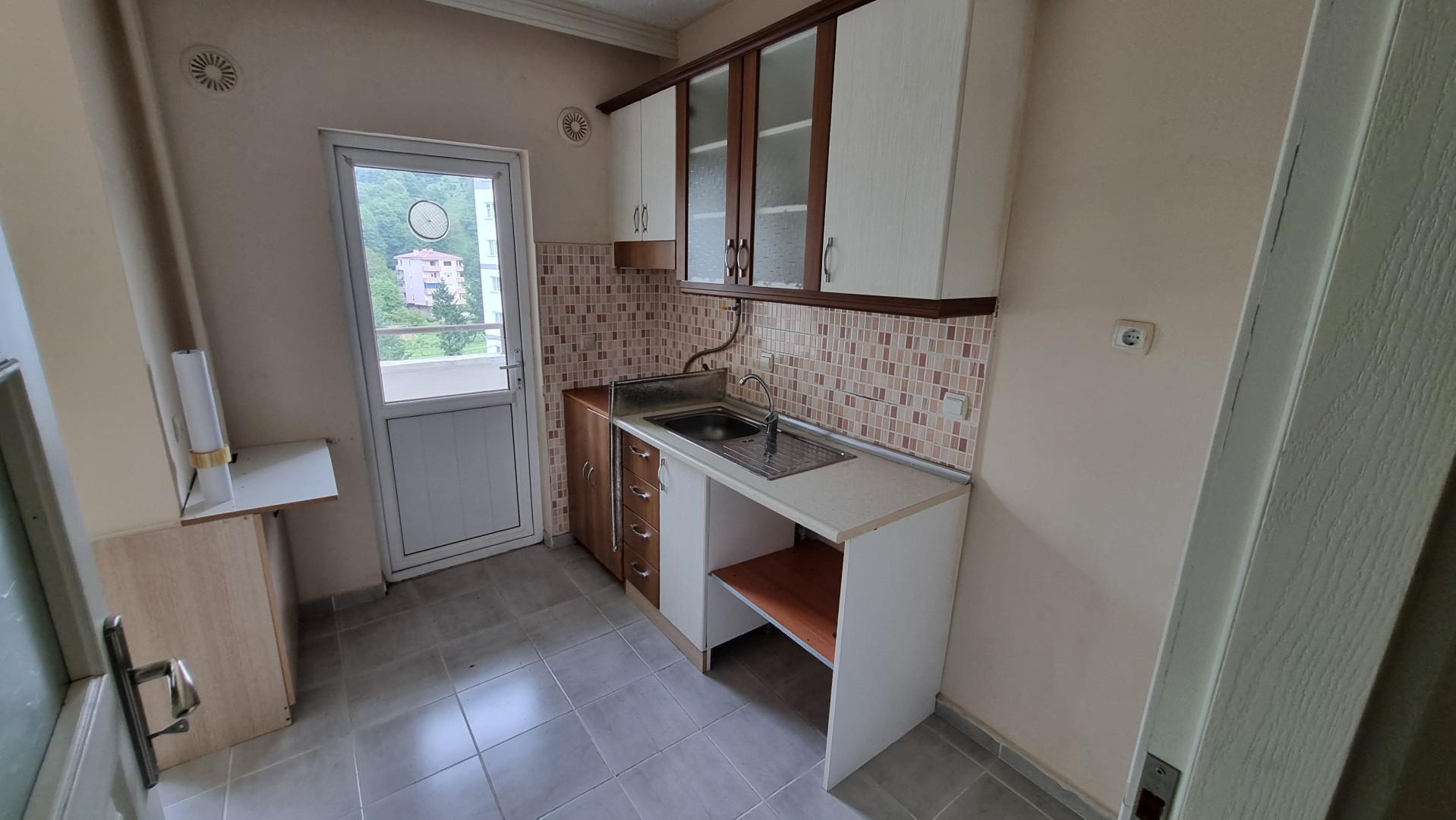 Kiralık Daire, Trabzon / OF / YENİ MAHALLE